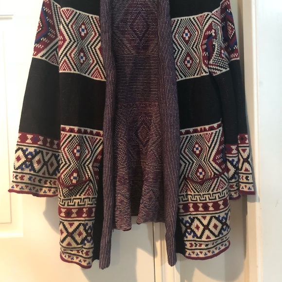 Forever 21 fall sweater - Picture 2 of 2